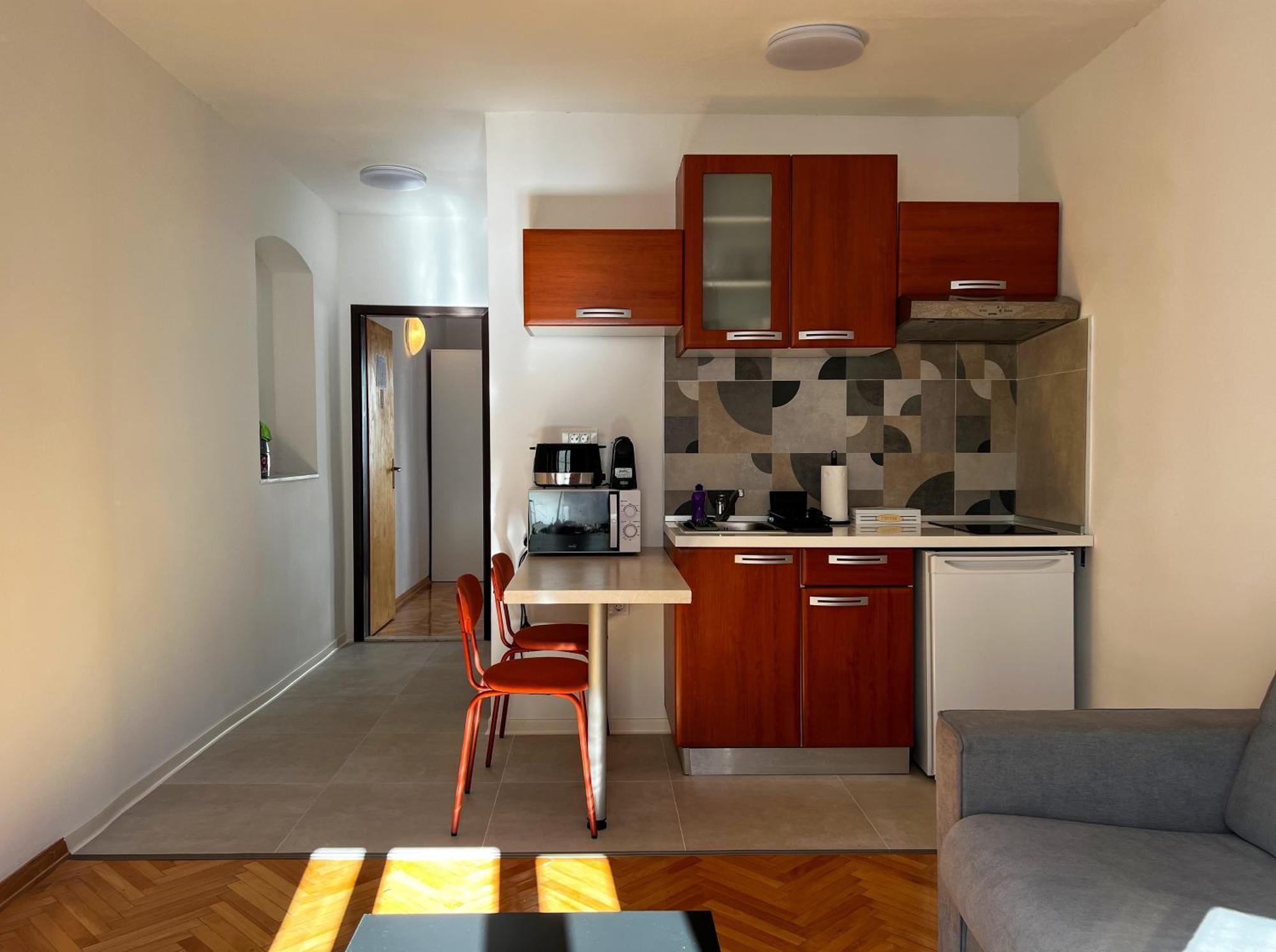 Pansion Palme Apartment ดริเวนิก ภายนอก รูปภาพ